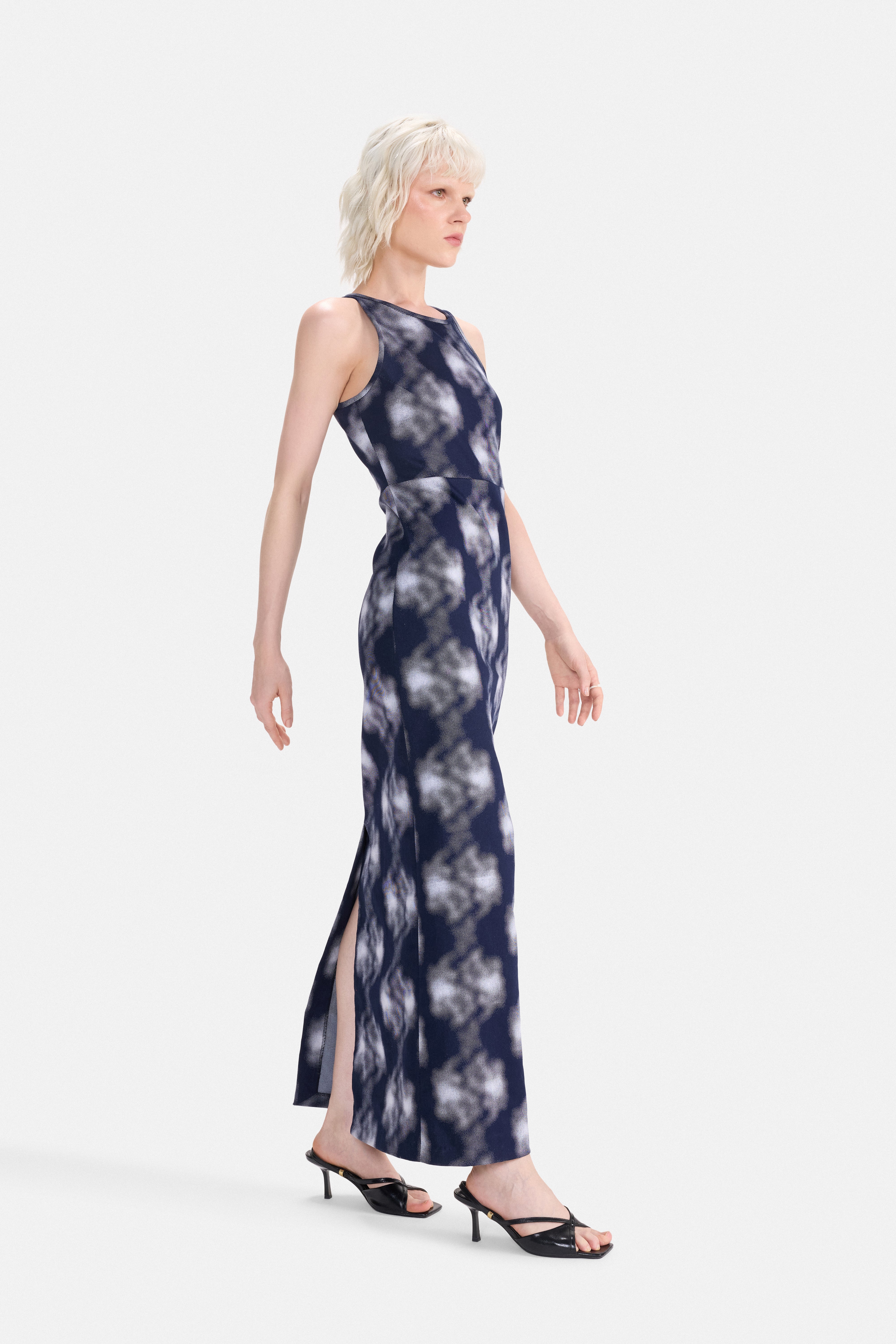 GONE GIRL - SMOKE DIFFUSION DRESS