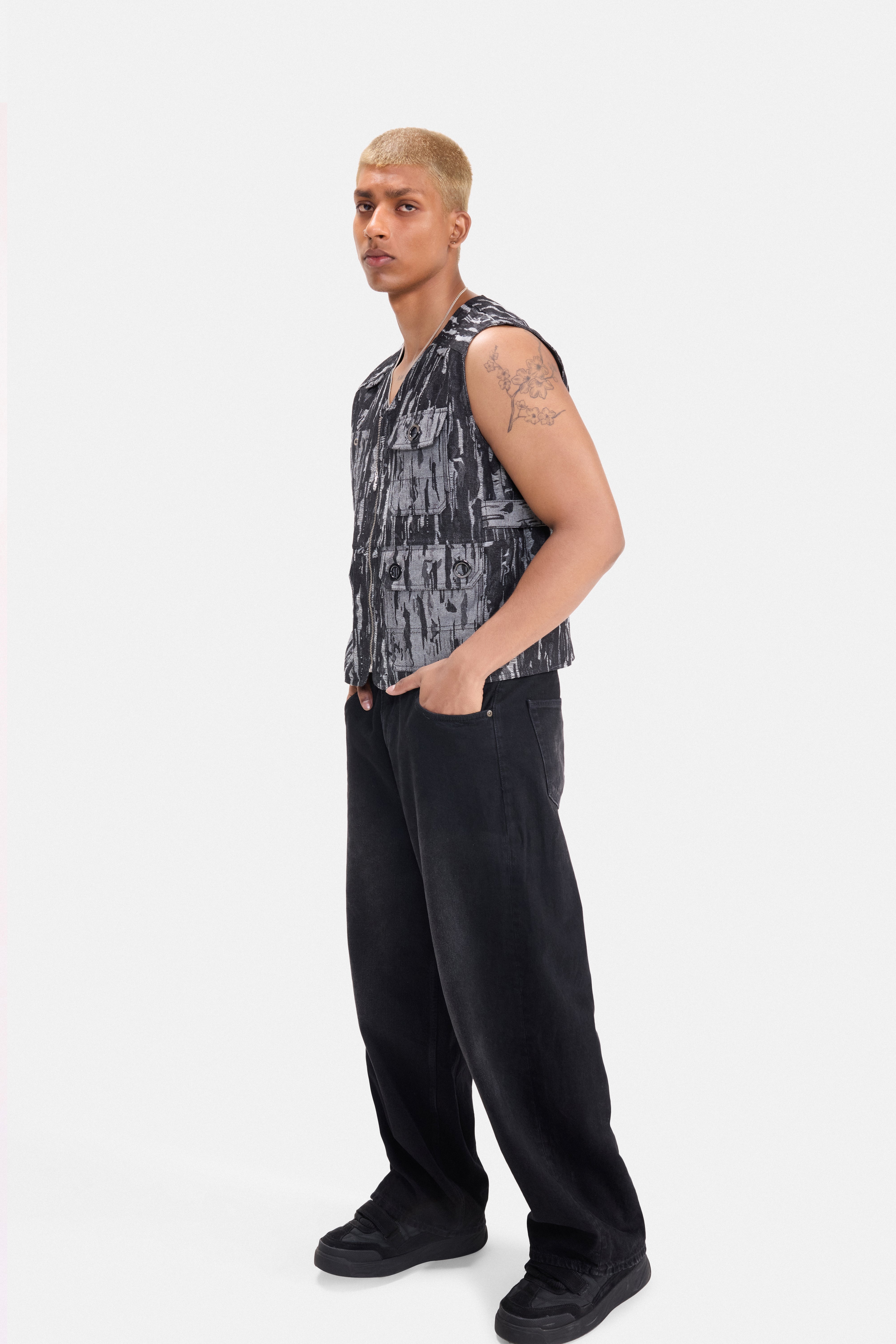 RIOT - ABSTRACT UTILITY GILET