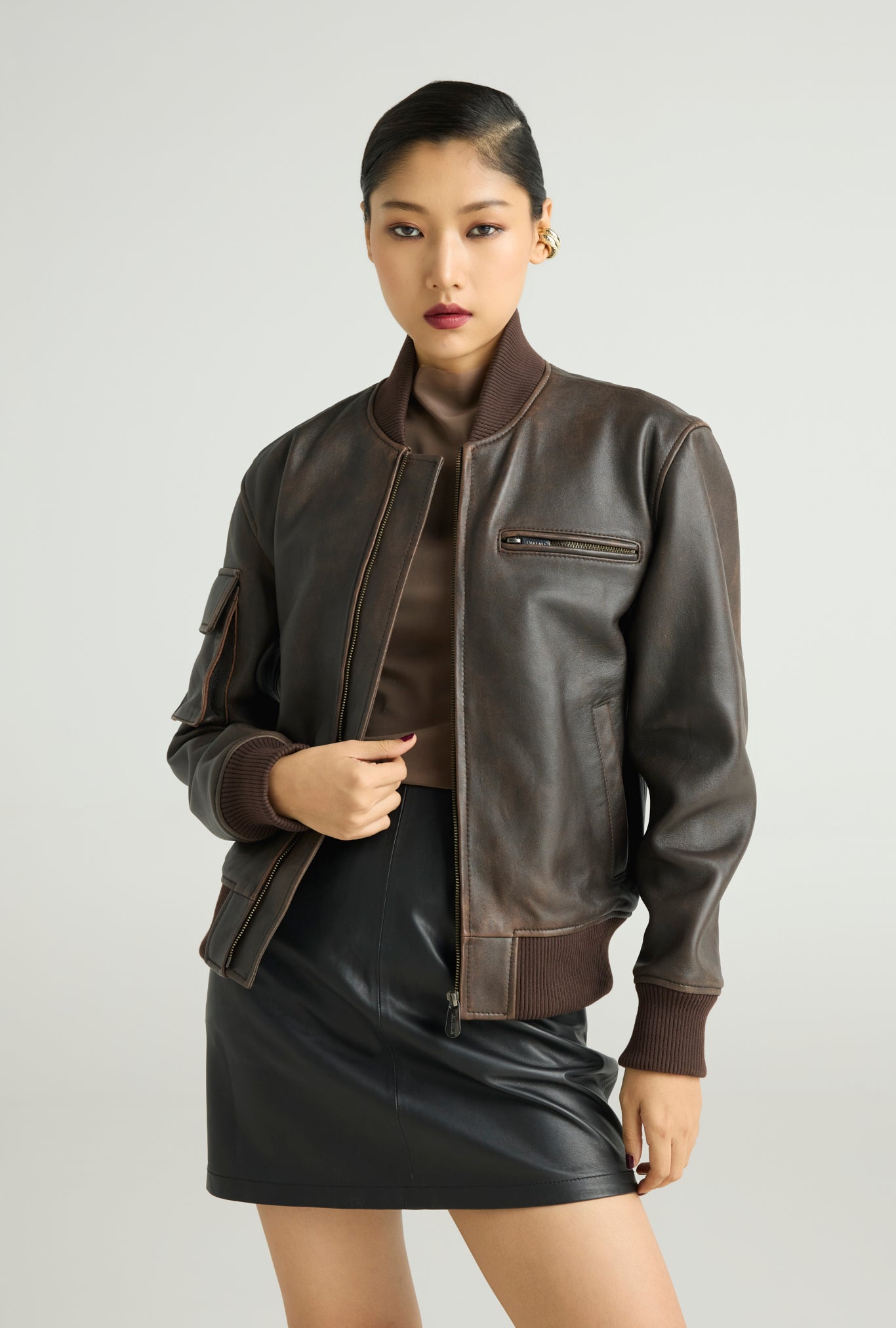 ESPRESSO - CROPPED BOMBER JACKET