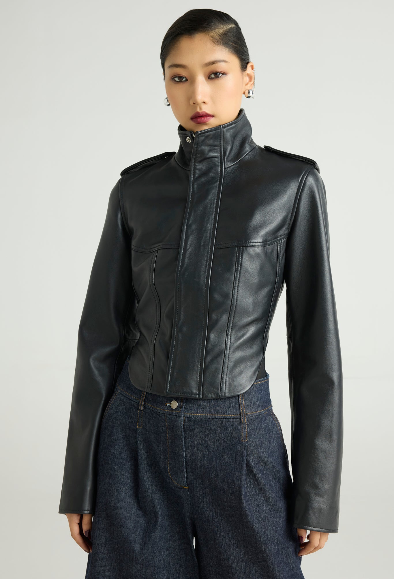 VIXEN — CROPPED LEATHER POWER JACKET