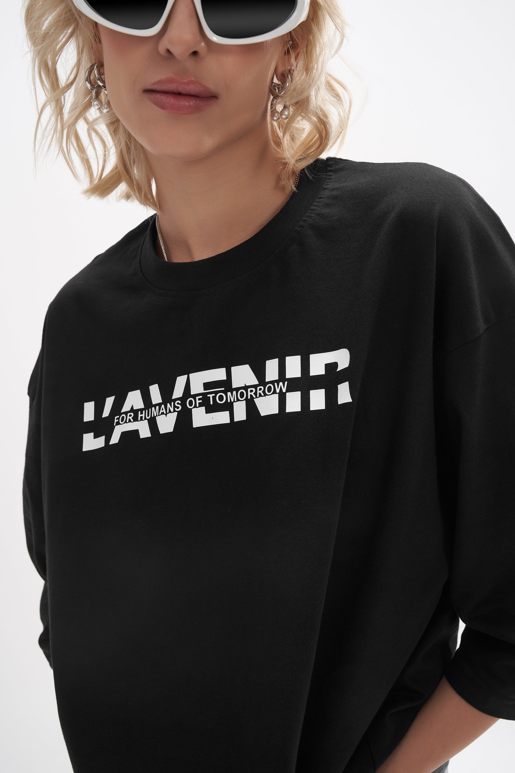 HOT - Signature Oversized Unisex T-shirt - Black