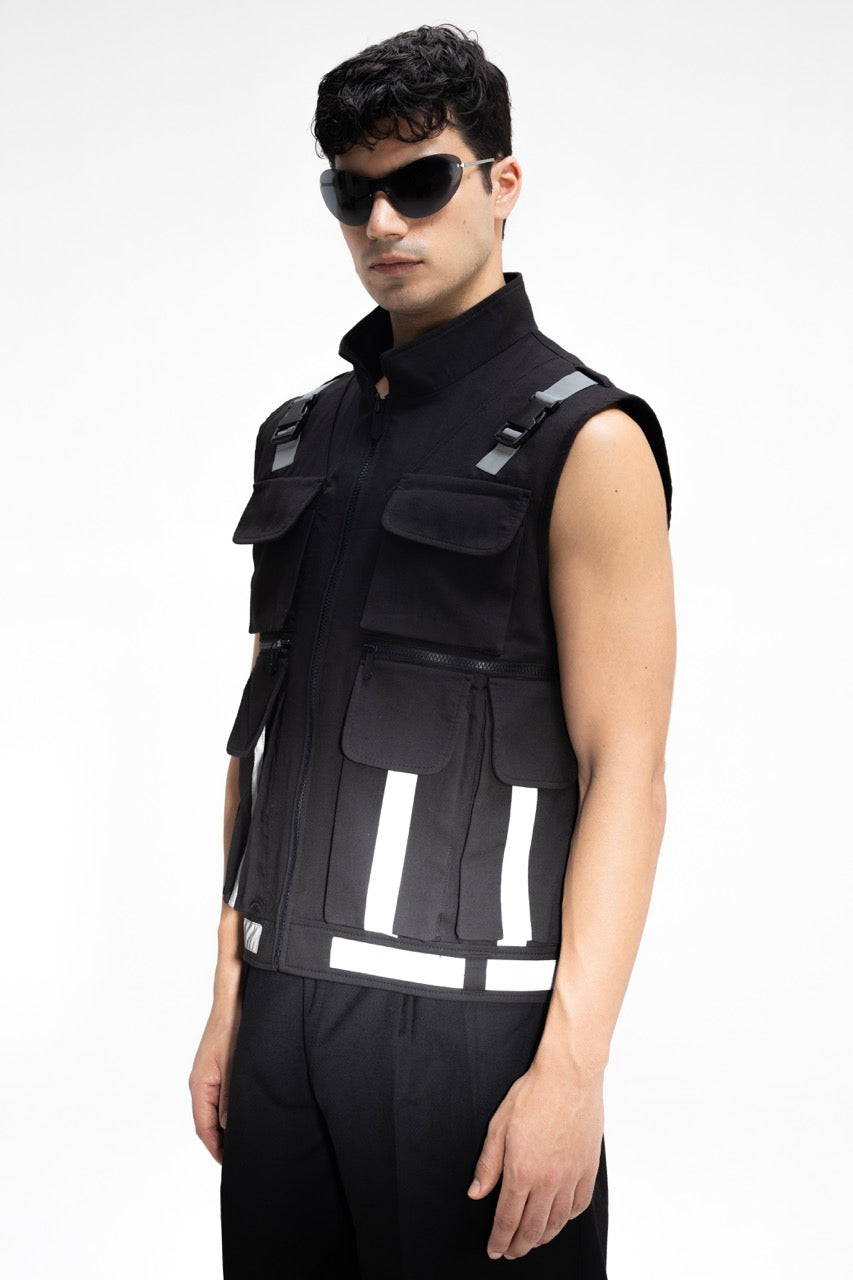 Strukt – Utility Tech Vest