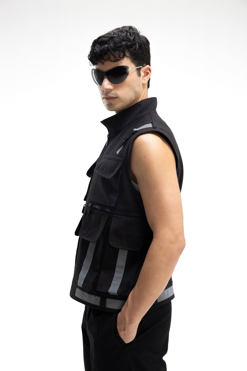 Strukt – Utility Tech Vest