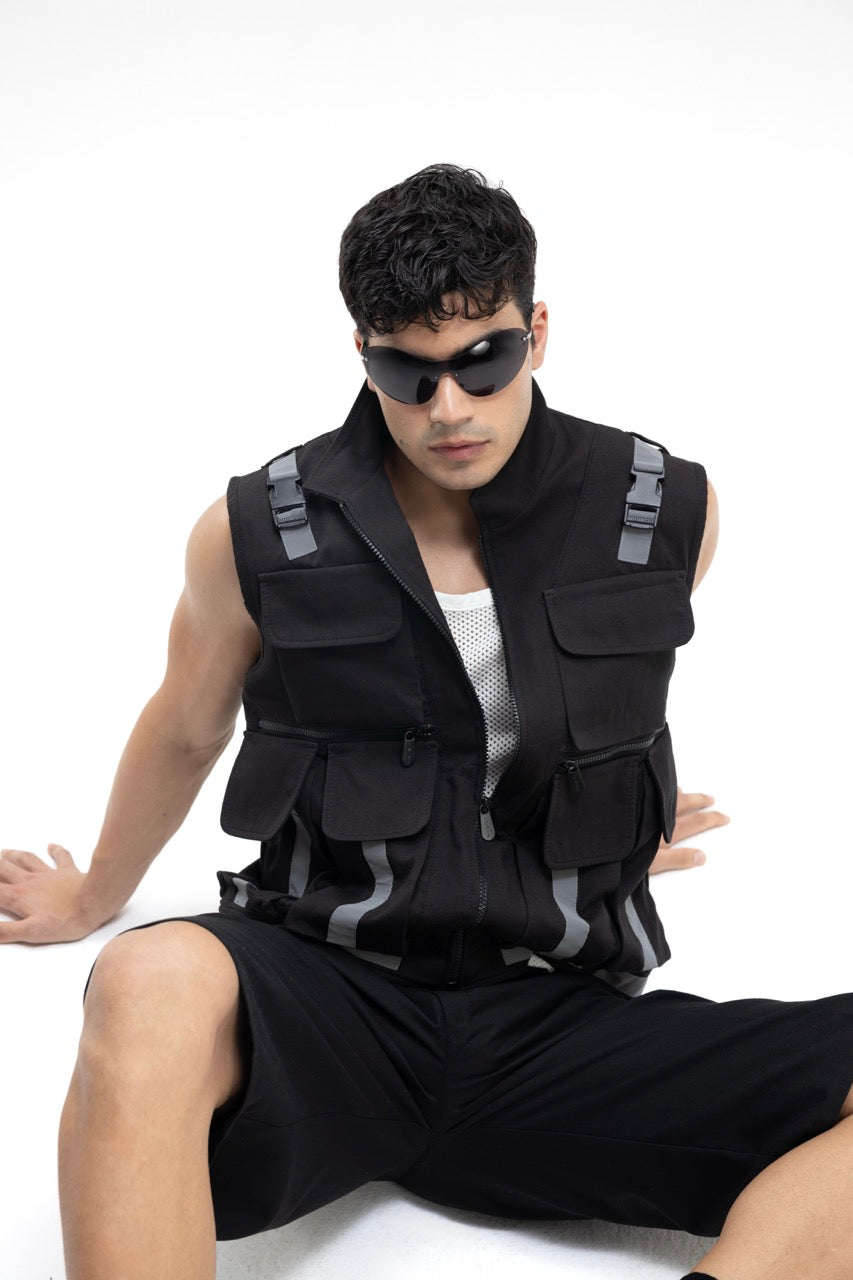Strukt – Utility Tech Vest