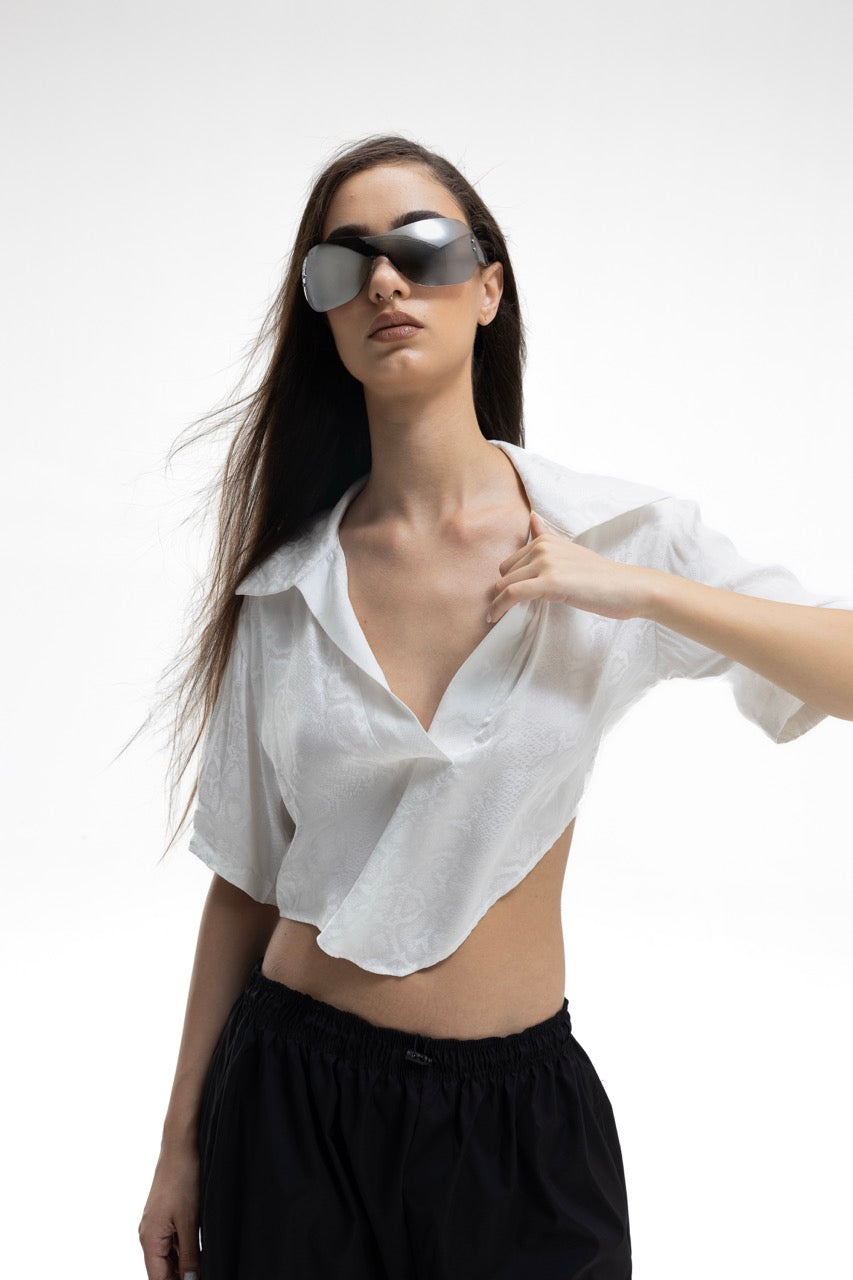 Scalesync – Cropped Shirt