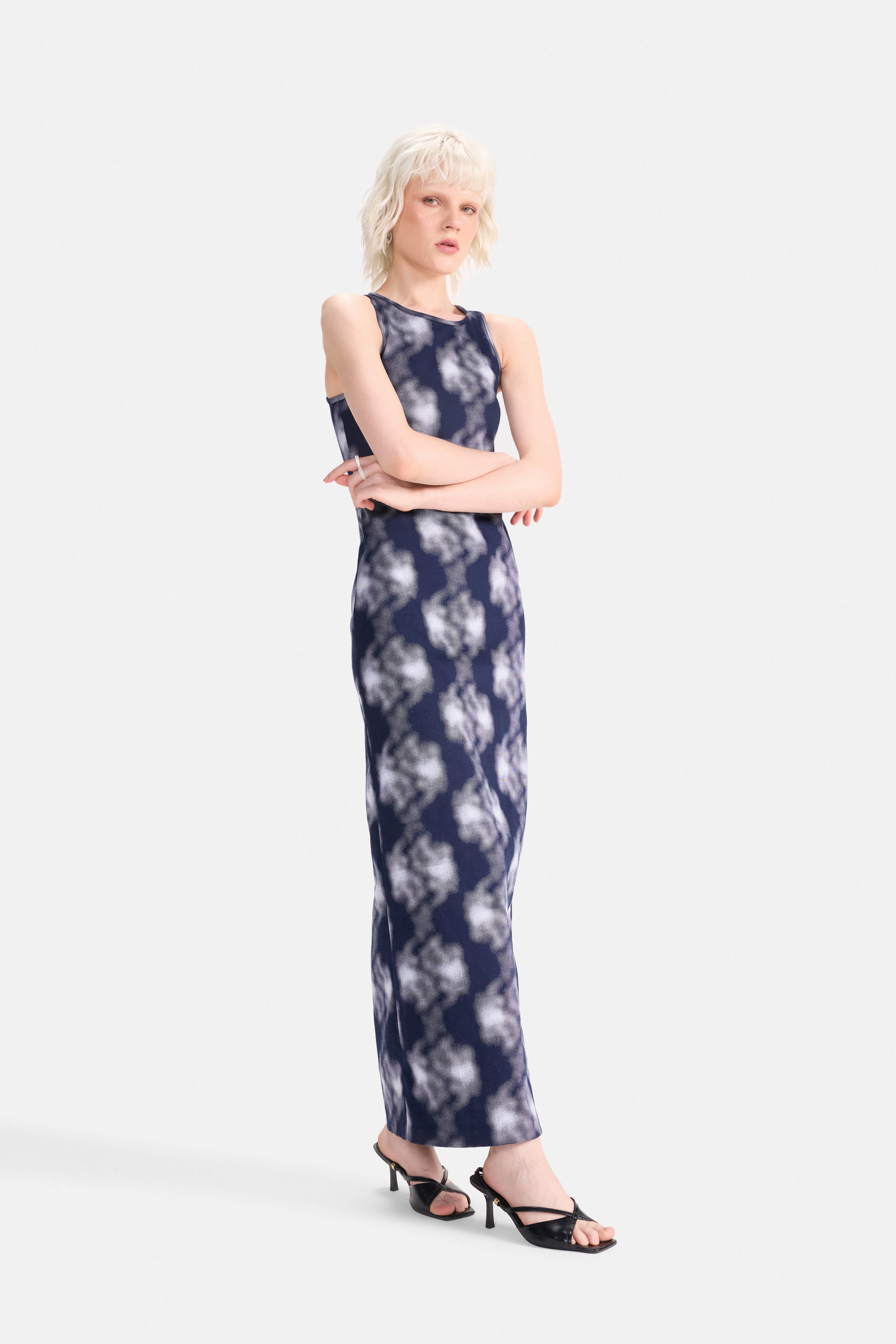 GONE GIRL - SMOKE DIFFUSION DRESS