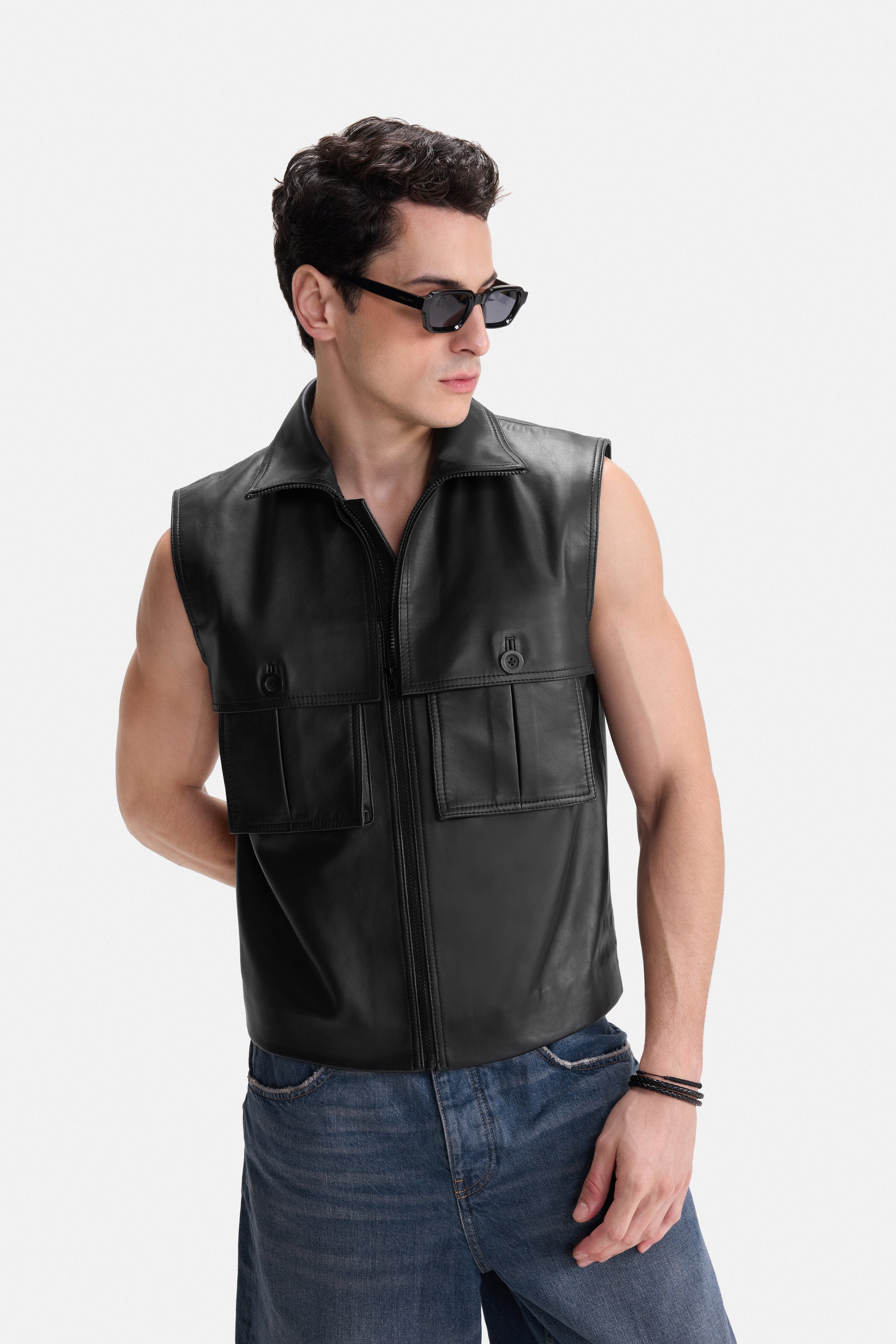ICONIC - LEATHER UTILITY GILET