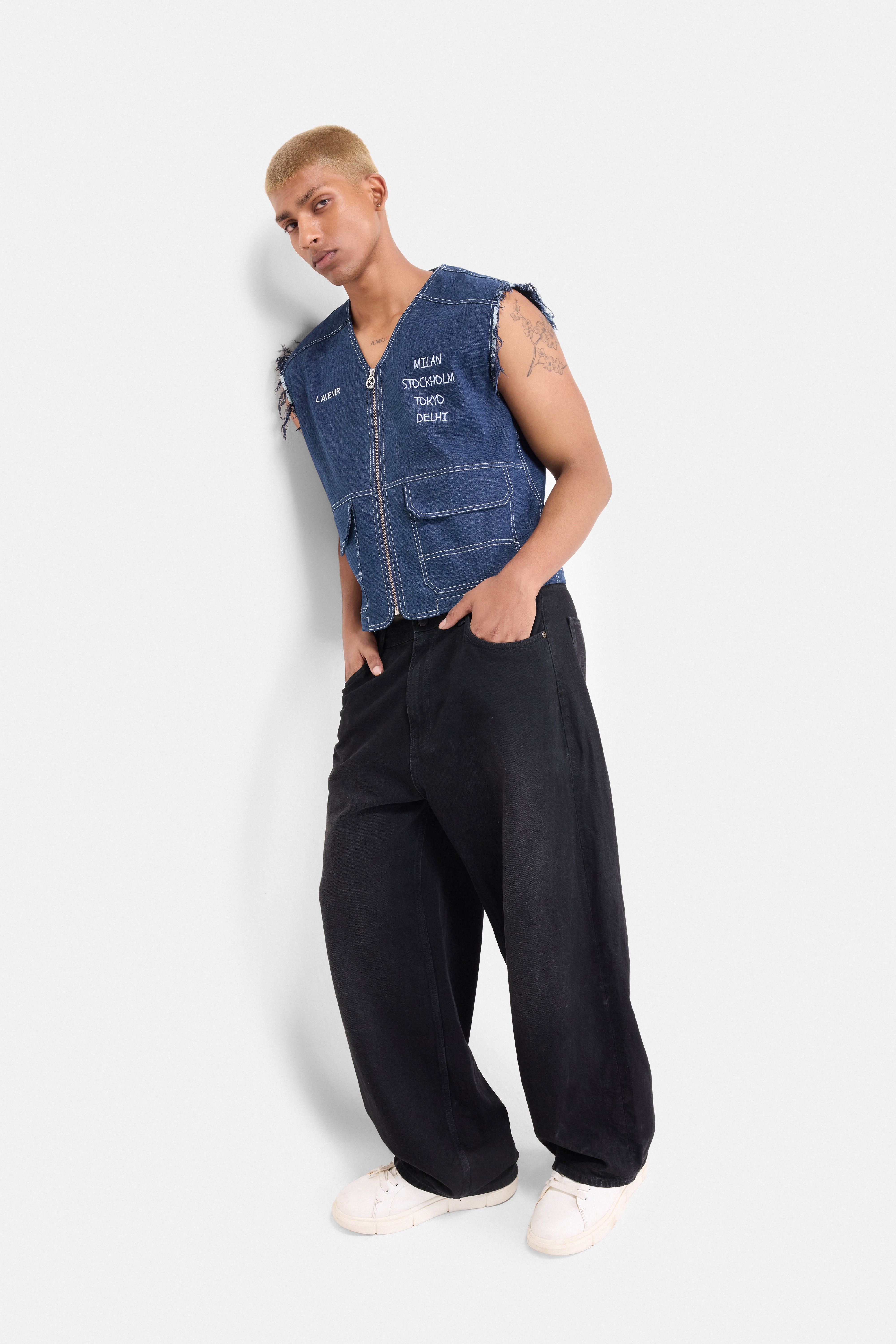 WORLD TOUR - RIBBED DENIM UTILITY GILET
