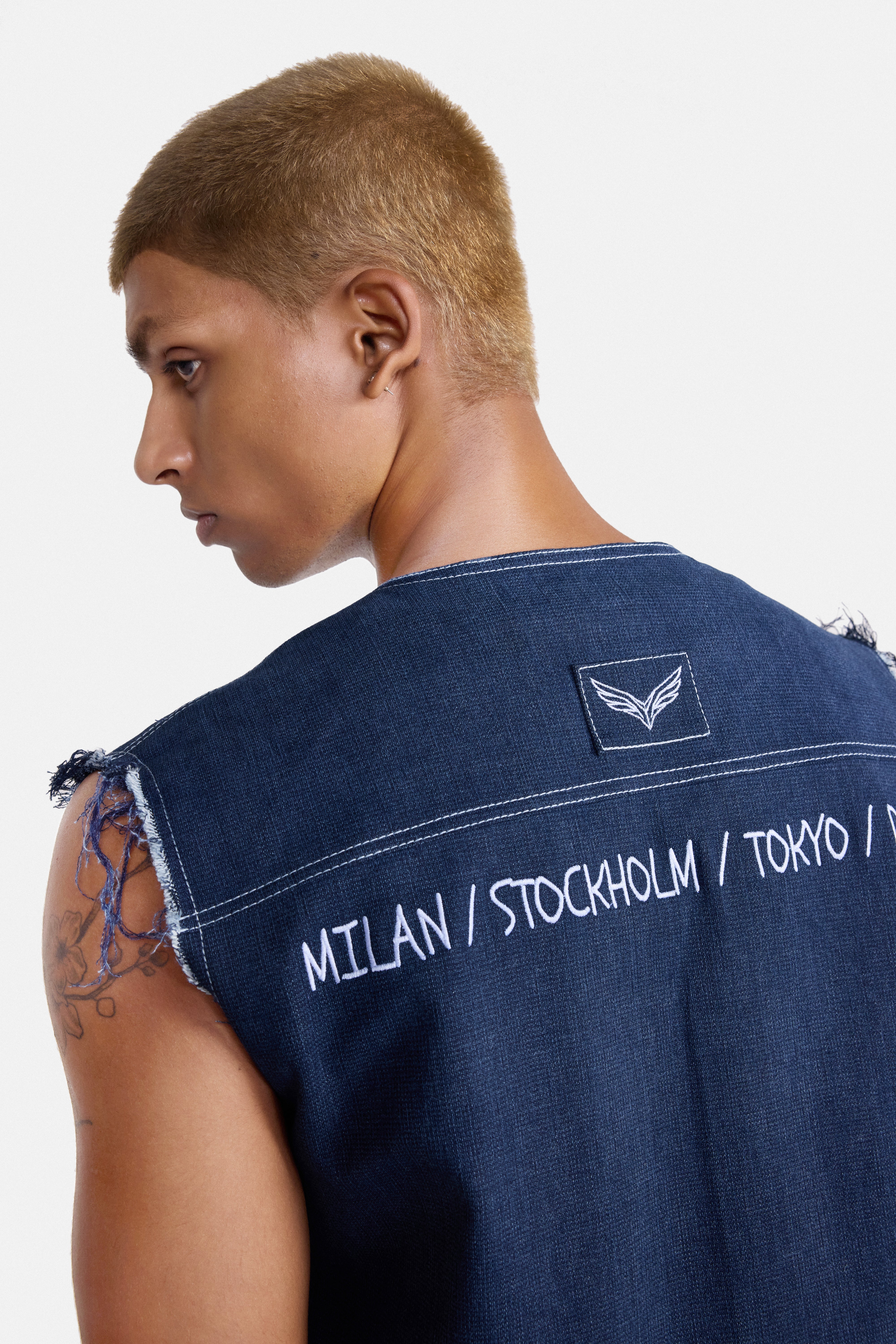 WORLD TOUR - RIBBED DENIM UTILITY GILET