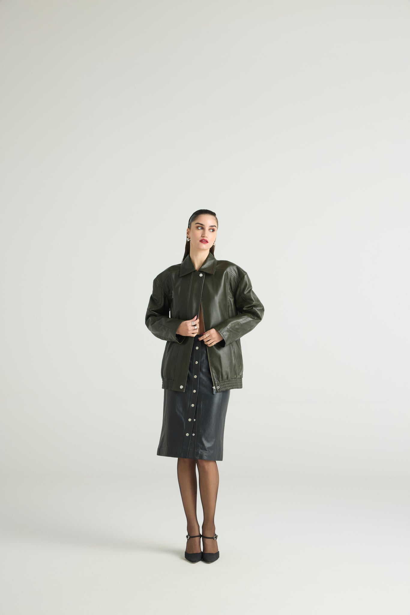 LORD - STATEMENT LEATHER BOMBER - Olive