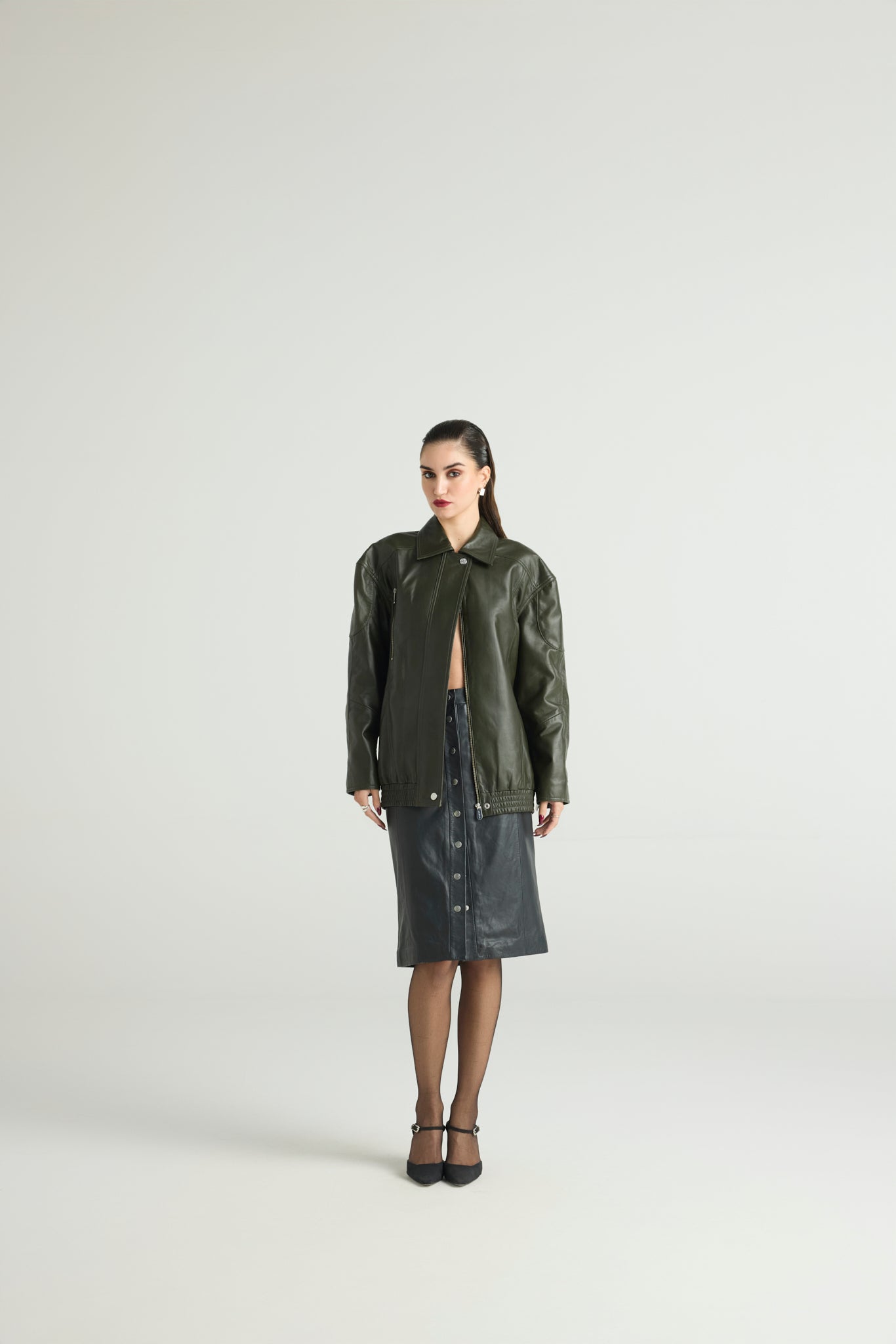 LORD - STATEMENT LEATHER BOMBER - Olive