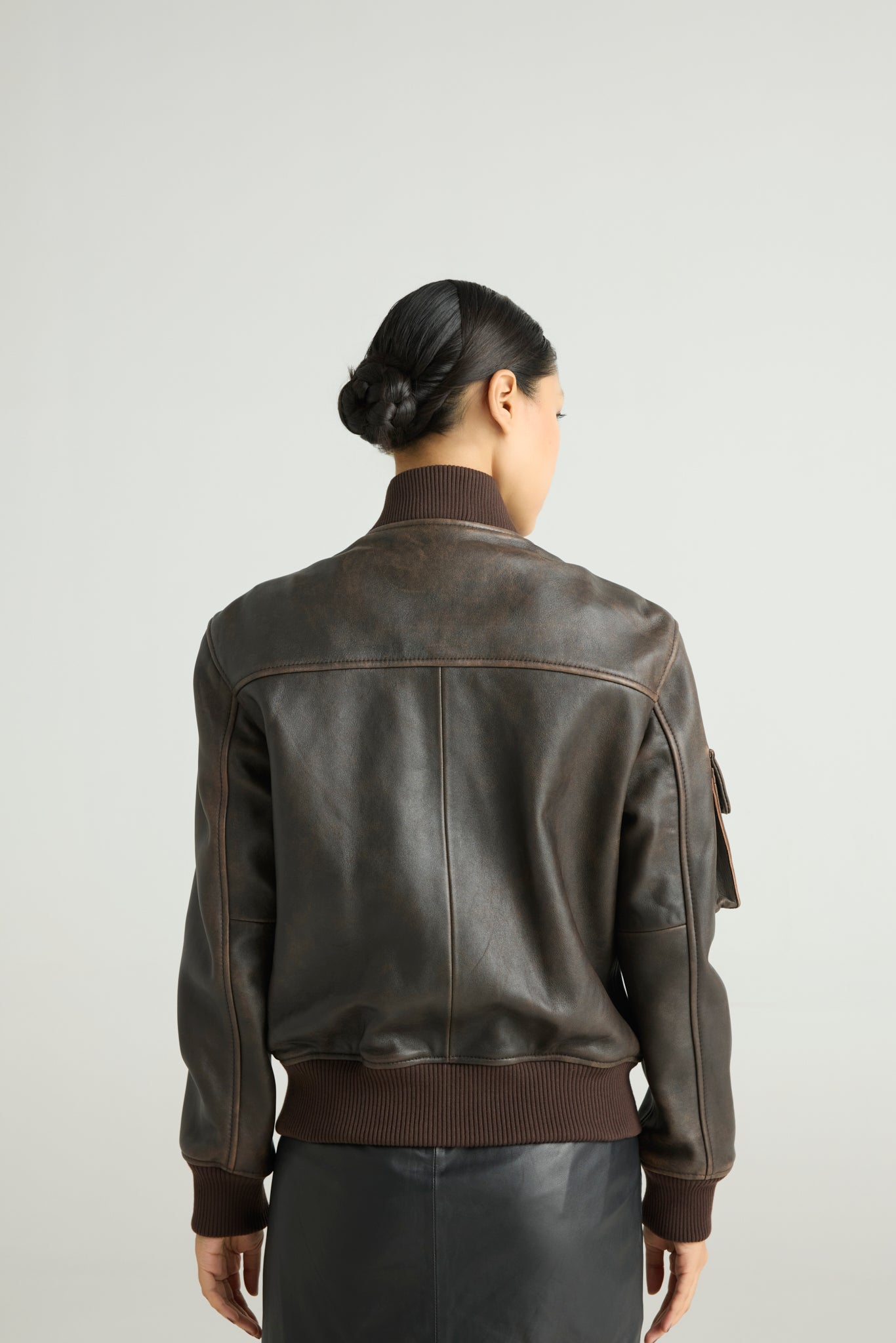 ESPRESSO - CROPPED BOMBER JACKET