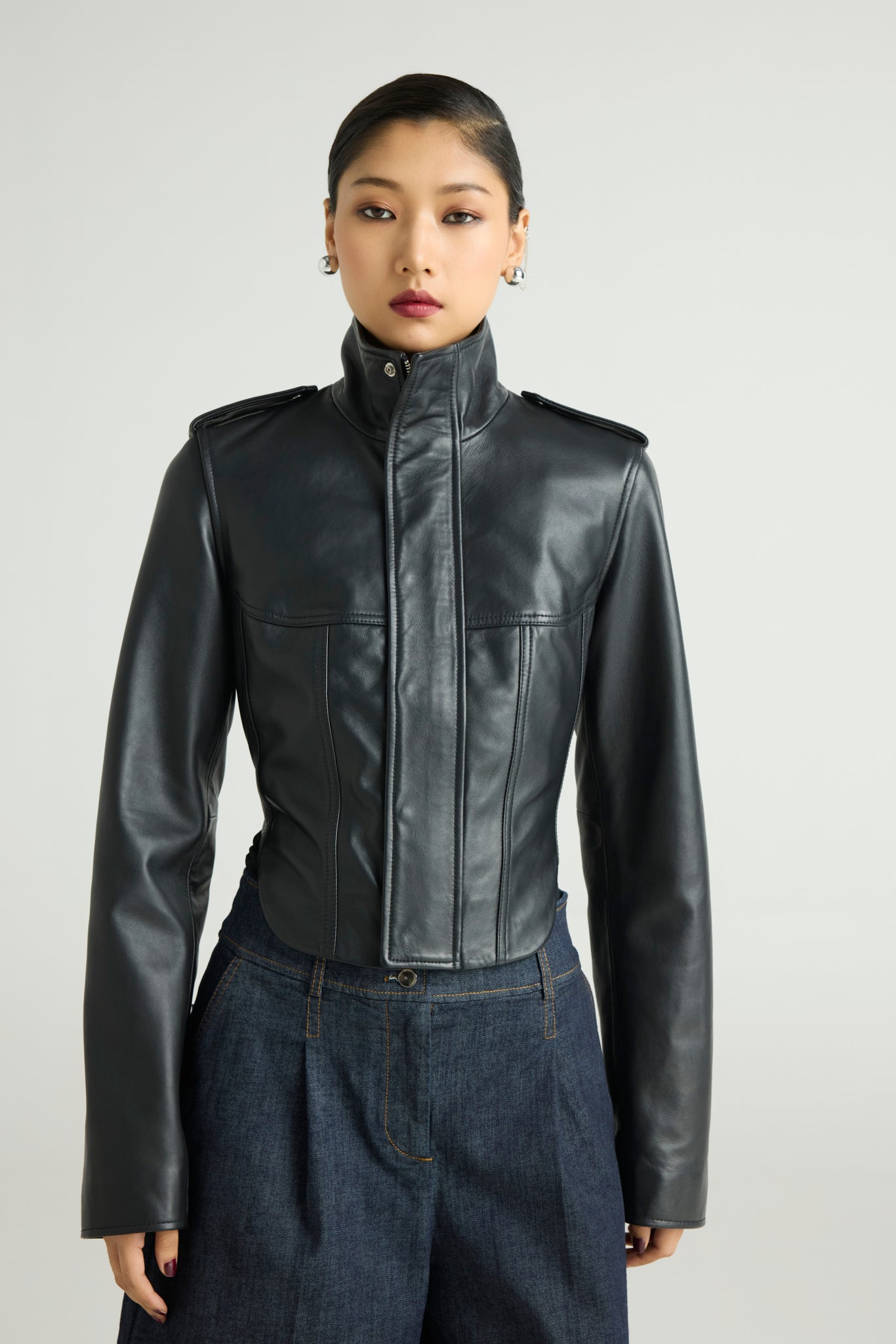 VIXEN — CROPPED LEATHER POWER JACKET