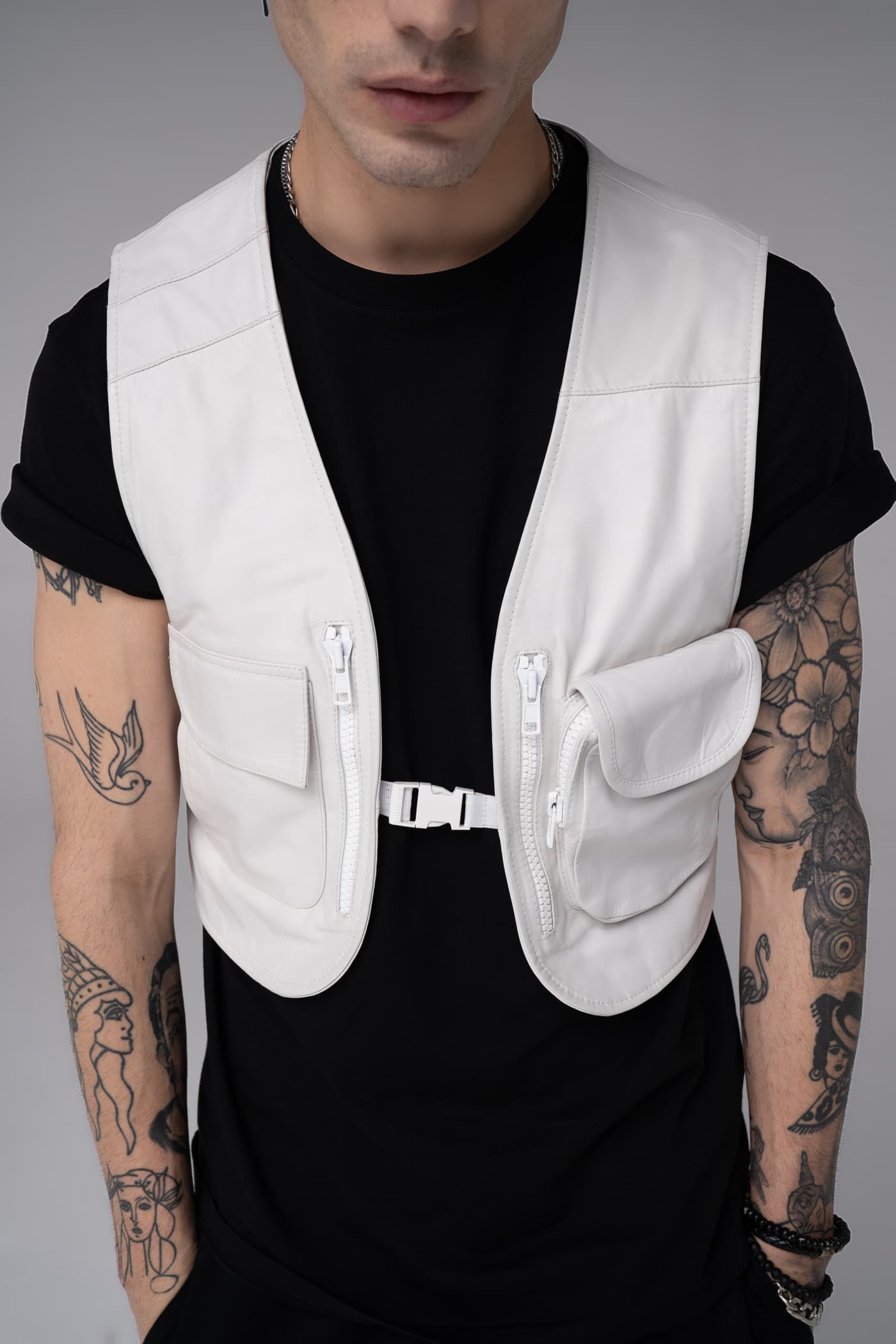 Fionn - Leather Utility Gilet - White