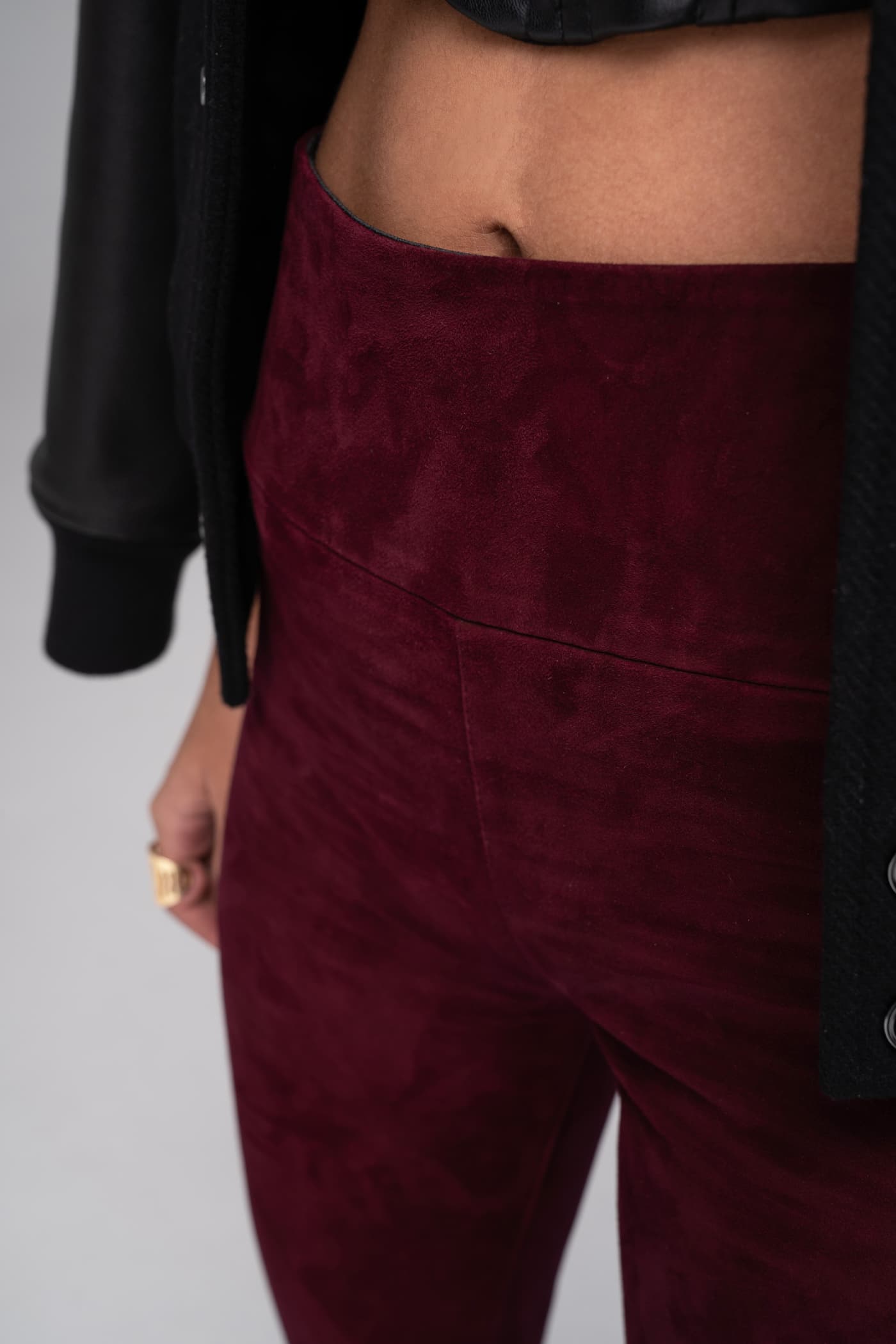 Gaia - Stretch Suede Trousers - Burgundy