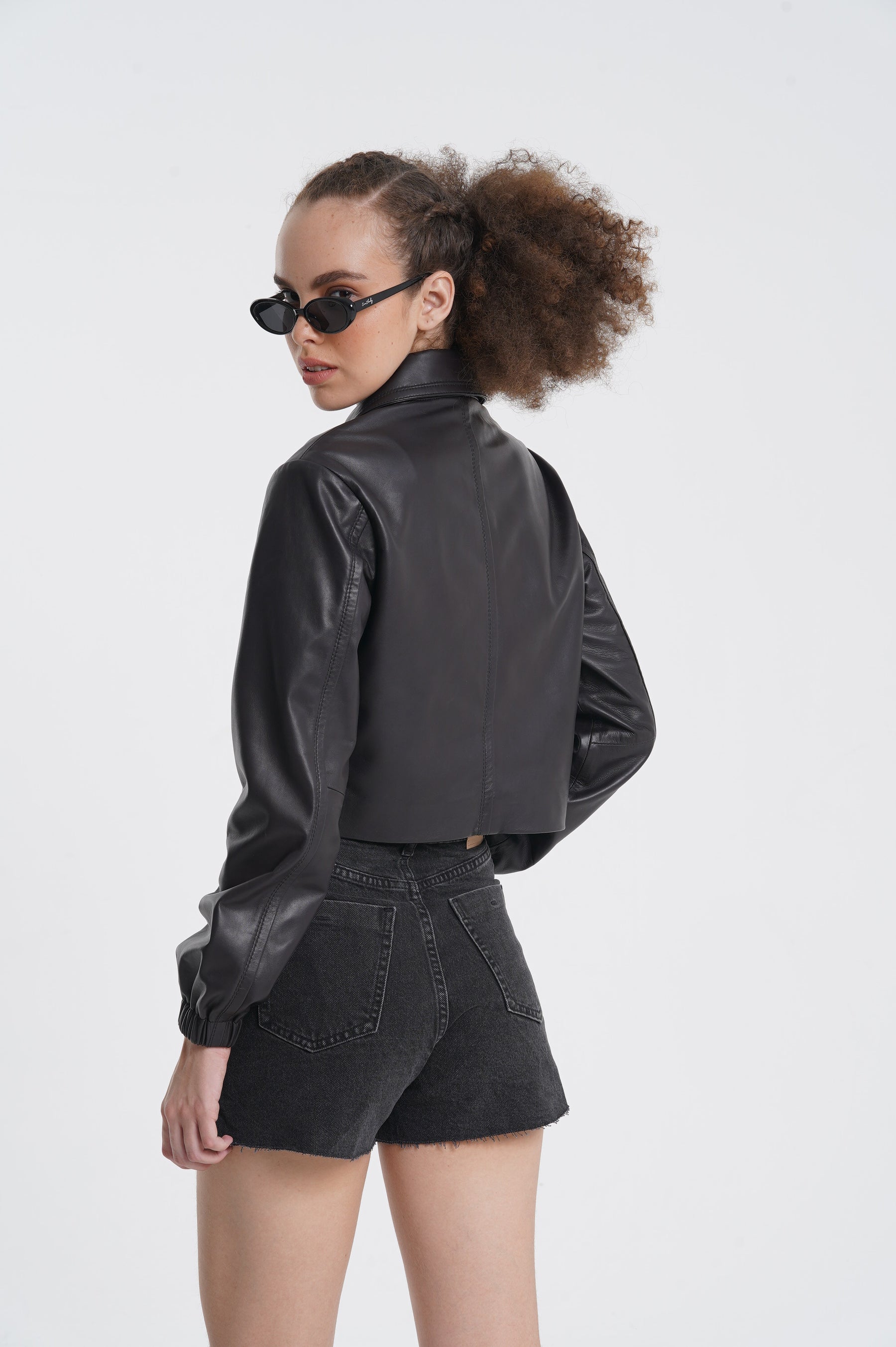 Liv - Cropped Leather Jacket - Black