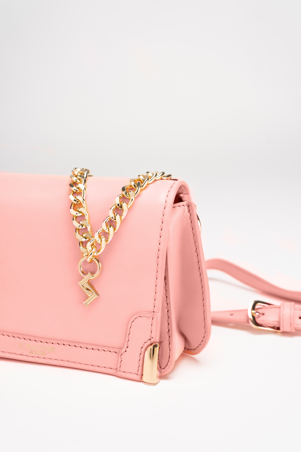 THE CHAIN DETAILED RENEE BELT BAG - SALMON