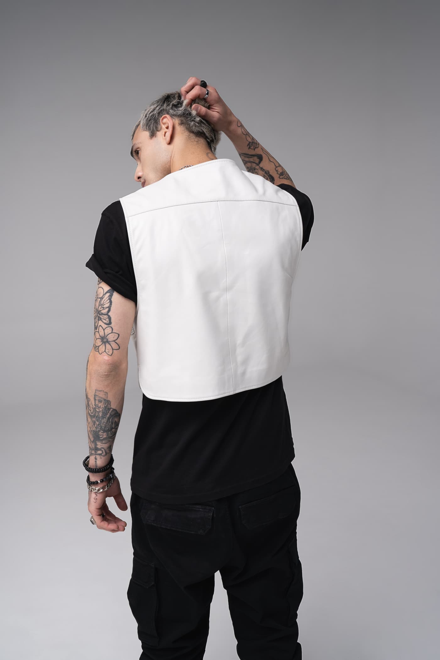 Fionn - Leather Utility Gilet - White